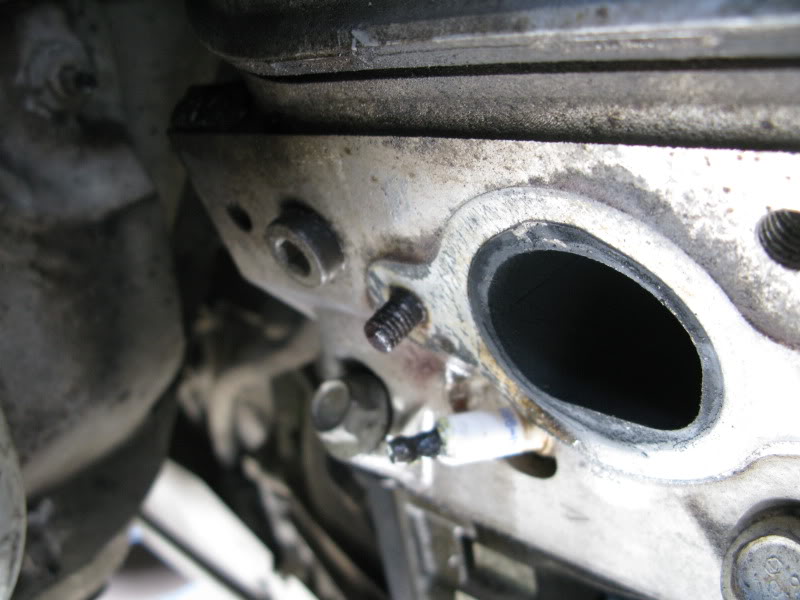 What S Your Solution To Broken Manifold Bolts Hummer Forums Enthusiast Forum For Hummer Owners