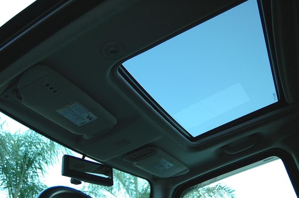 Name:  H3sunroof1_zps17de8885.jpg
Views: 674
Size:  56.4 KB