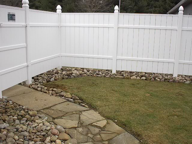 Name:  Fence-Rock032705009.jpg
Views: 69
Size:  82.4 KB