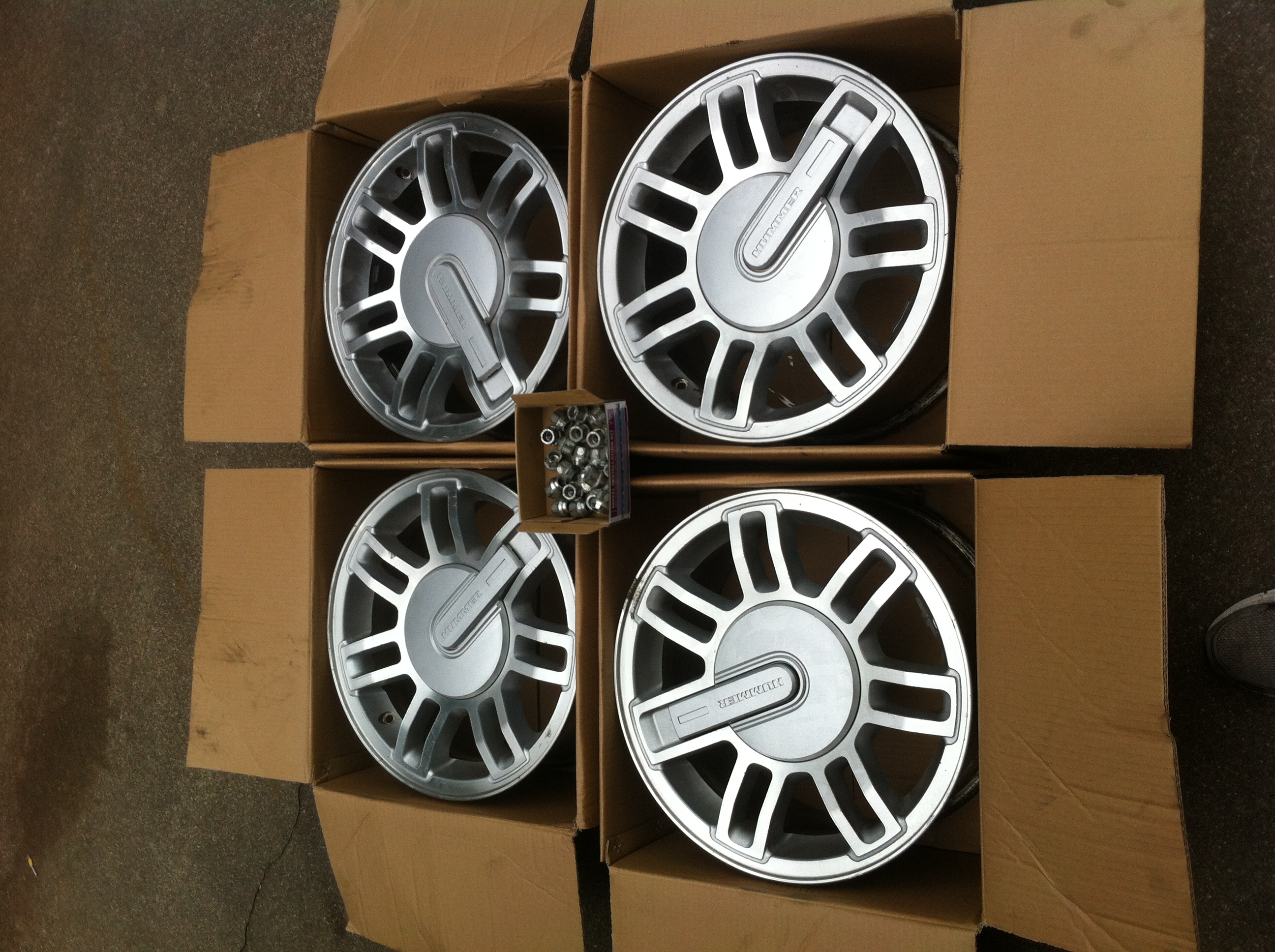 Set of 4 Hummer H3 OEM Alloy 16